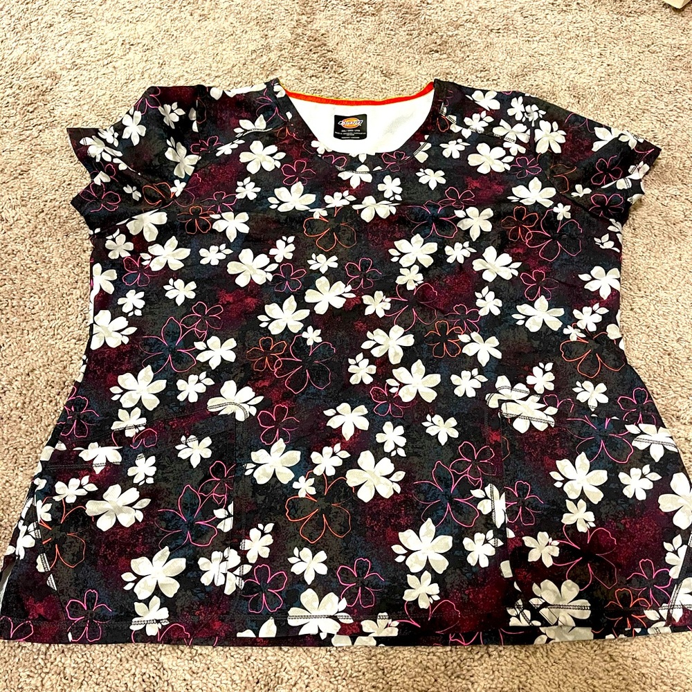 Dickies scrub top